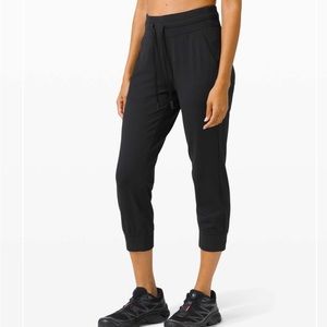 Lululemon Ready to Rulu Cropped Jogger